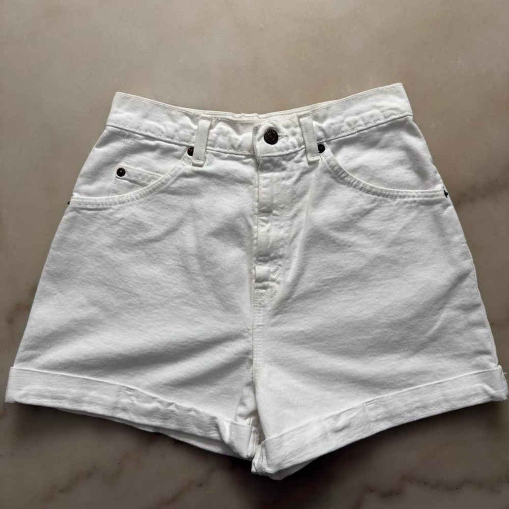 Vintage 90s Levi’s 954 High Waisted Size 9 Mom Shorts Orange Tab